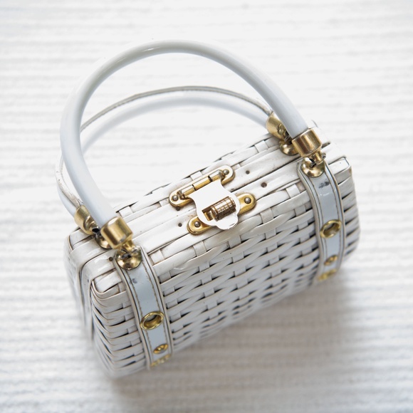 PERFECT Mini Vintage 60s White Wicker Basket Handbag - Picture 11 of 16